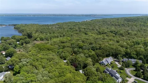 1000 Boston Neck Rd, North Kingstown, RI 02852