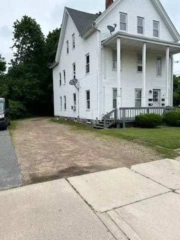 35 Pleasant St, Westerly, RI 02891 photo 3