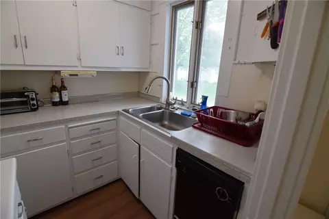 Kitchen - 154 Beach St, Westerly, RI 02891 photo 4 of 7