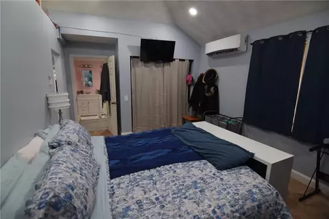 Bedroom - 154 Beach St, Westerly, RI 02891 photo 6 of 6