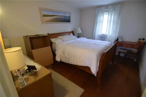 Bedroom - 154 Beach St, Westerly, RI 02891 photo 3 of 6