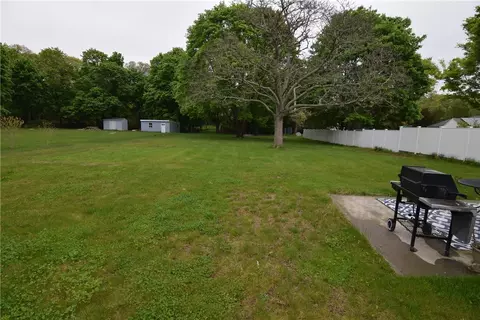 Exterior - 154 Beach St, Westerly, RI 02891 photo 6 of 6