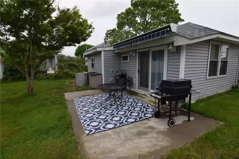 Other - 154 Beach St, Westerly, RI 02891 photo 2 of 11