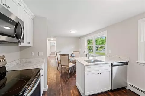 Kitchen - 73 Chatworth Ave, Warwick, RI 02886 photo 3 of 3