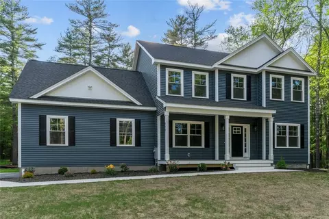 255 Hopkins Hollow Rd, Coventry, RI 02816