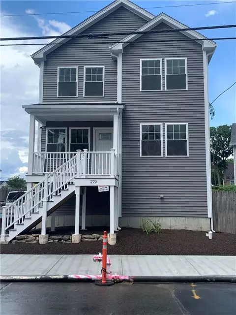 279 Dudley St, Providence, RI 02907
