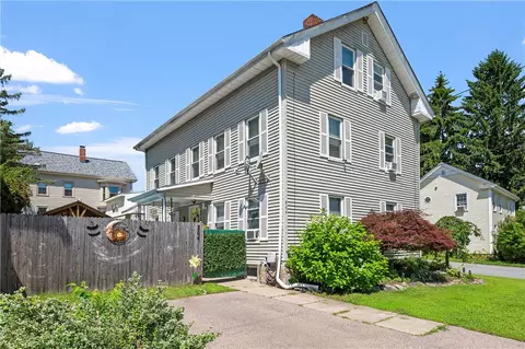 864 Lower River Rd, Lincoln, RI 02865