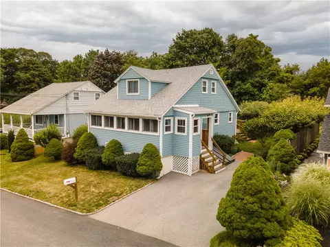 35 Melbourn Rd, Warwick, RI 02886 photo 6