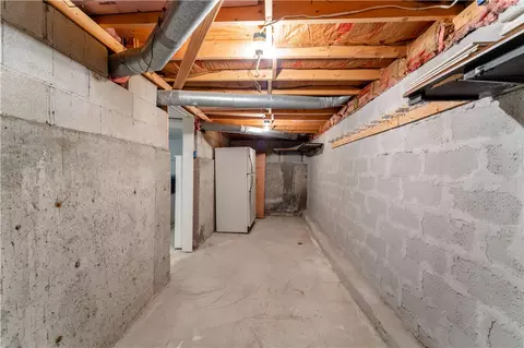 35 Melbourn Rd, Warwick, RI 02886 photo 27