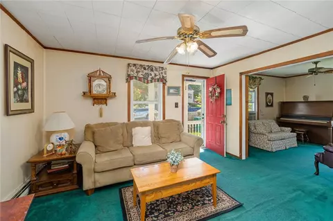 Living - 323 Maple St, Woonsocket, RI 02895 photo 2 of 3