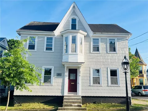 37 Child St, Warren, RI 02885