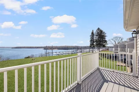 4496 Post Rd #3, East Greenwich, RI 02818
