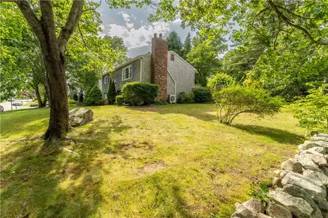 Exterior - 7 Andre Ave, South Kingstown, RI 02879 photo 4 of 6