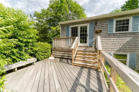 Exterior - 7 Andre Ave, South Kingstown, RI 02879 photo 5 of 6