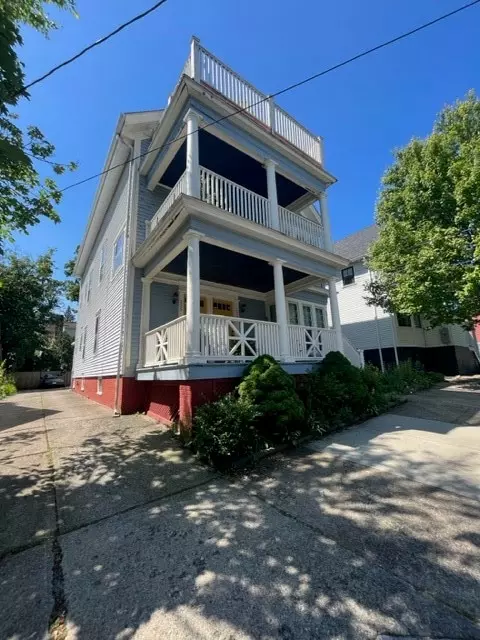 253 Doyle Ave #2, Providence, RI 02906