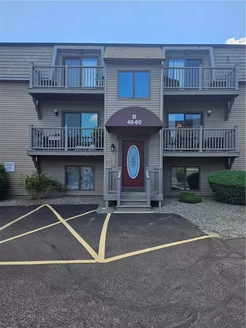 59 Village Ct #59, West Warwick, RI 02893