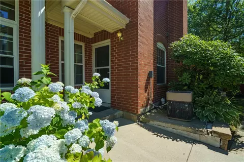 626 Smithfield Rd #705, North Providence, RI 02904