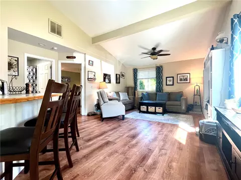 753 Williamsburg Cir, Warwick, RI 02886 photo 2