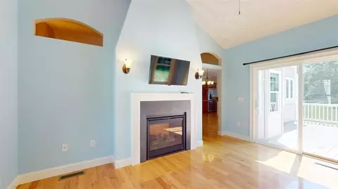 Living - 78 Whispering Pine Way, Exeter, RI 02822 photo 5 of 7