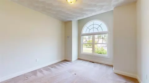Bedroom - 78 Whispering Pine Way, Exeter, RI 02822 photo 4 of 6
