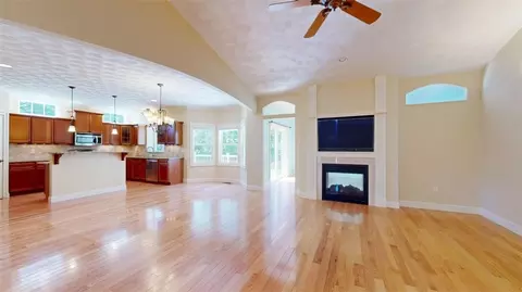 Living - 78 Whispering Pine Way, Exeter, RI 02822 photo 4 of 7