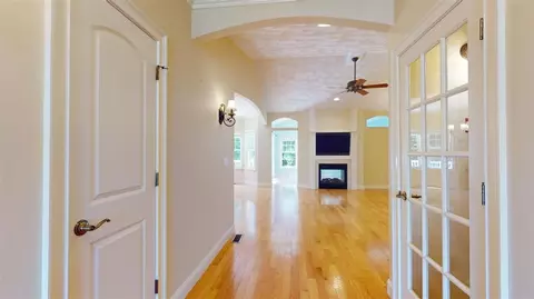 Entry Way - 78 Whispering Pine Way, Exeter, RI 02822 photo 2 of 7