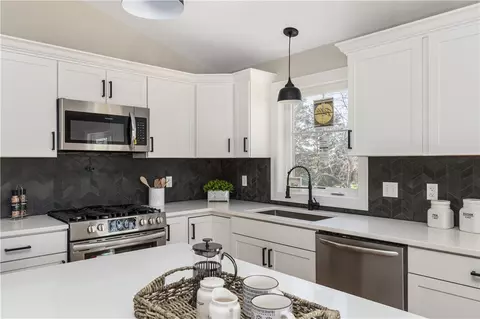 Kitchen - 83 Irving Rd, Warwick, RI 02888 photo 2 of 5