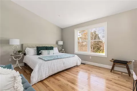 Bedroom - 83 Irving Rd, Warwick, RI 02888 photo 1 of 3