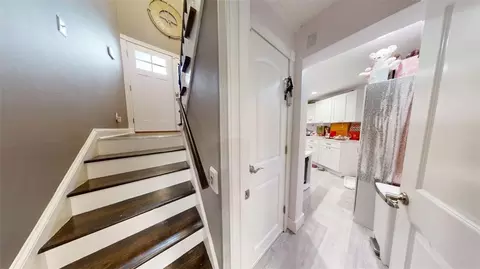 Entry Way - 331 Asylum Rd, Warwick, RI 02886 photo 1 of 1