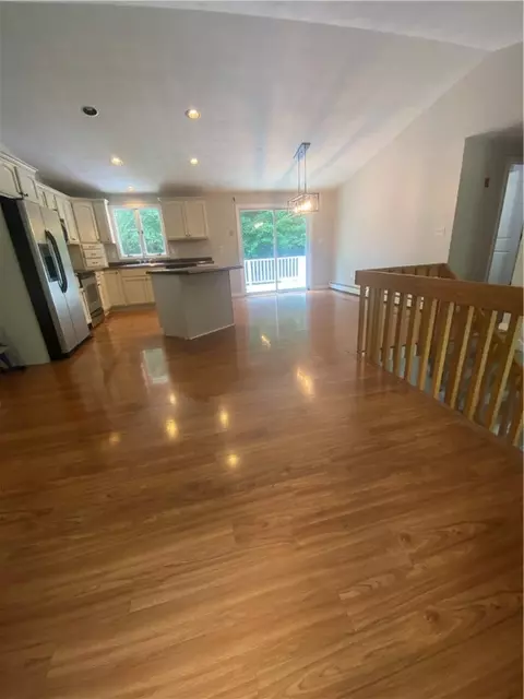 77 Evergreen Rd, Glocester, RI 02814 photo 7