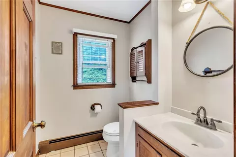 Bath - 105 Nolbeth Dr, Warwick, RI 02888 photo 3 of 3