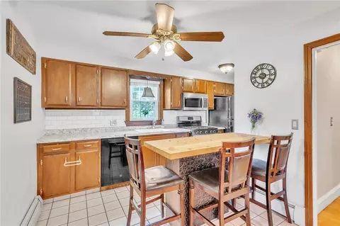 Kitchen - 105 Nolbeth Dr, Warwick, RI 02888 photo 1 of 5