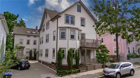 331 Williams St #3, Providence, RI 02906