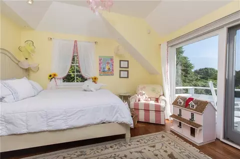 Bedroom - 12 Knowles Ave, Westerly, RI 02891 photo 4 of 5