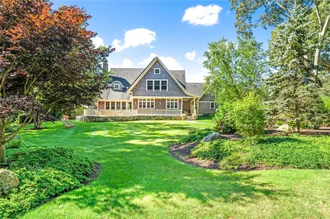 12 Donross Dr, Westerly, RI 02891 photo 3
