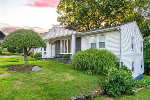 55 Boundary Ave, Providence, RI 02909