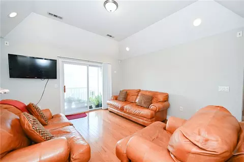 84 Mill St #304, Woonsocket, RI 02895 photo 4