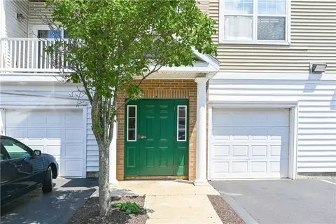 84 Mill St #304, Woonsocket, RI 02895 photo 2