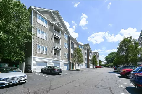 84 Mill St #304, Woonsocket, RI 02895 photo 3