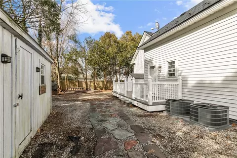 Exterior - 786 Sandy Ln, Warwick, RI 02889 photo 6 of 9