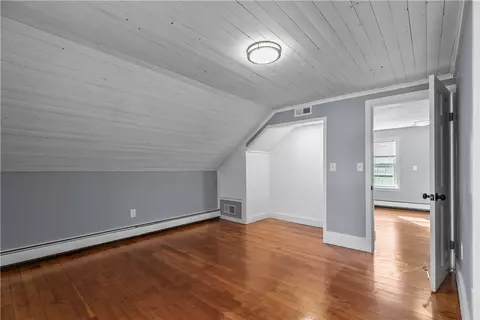 Bedroom - 786 Sandy Ln, Warwick, RI 02889 photo 6 of 11