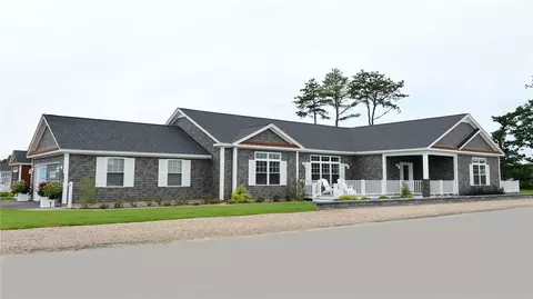 479 Sand Plains Trl #D75, South Kingstown, RI 02879