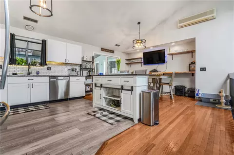 8 David Dr, Coventry, RI 02816 photo 9