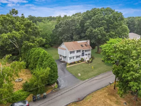 8 David Dr, Coventry, RI 02816 photo 1