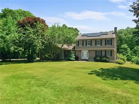 46 New Rd, Exeter, RI 02822 photo 1