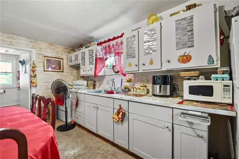 143 Dulude Ave, Woonsocket, RI 02895 photo 7