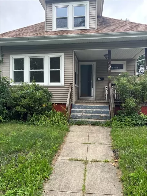 324 River Ave, Providence, RI 02908