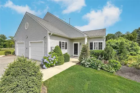 12 Village Way, Westport, MA 02790