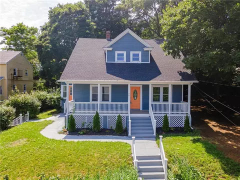 24 Summit Ave, West Warwick, RI 02893