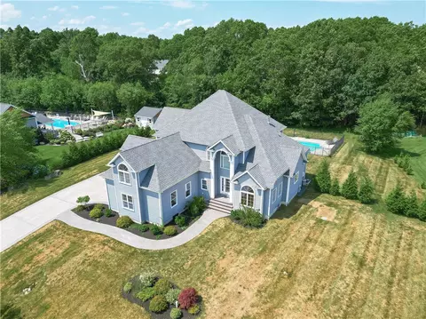 5 Kyles Ct, Swansea, MA 02777